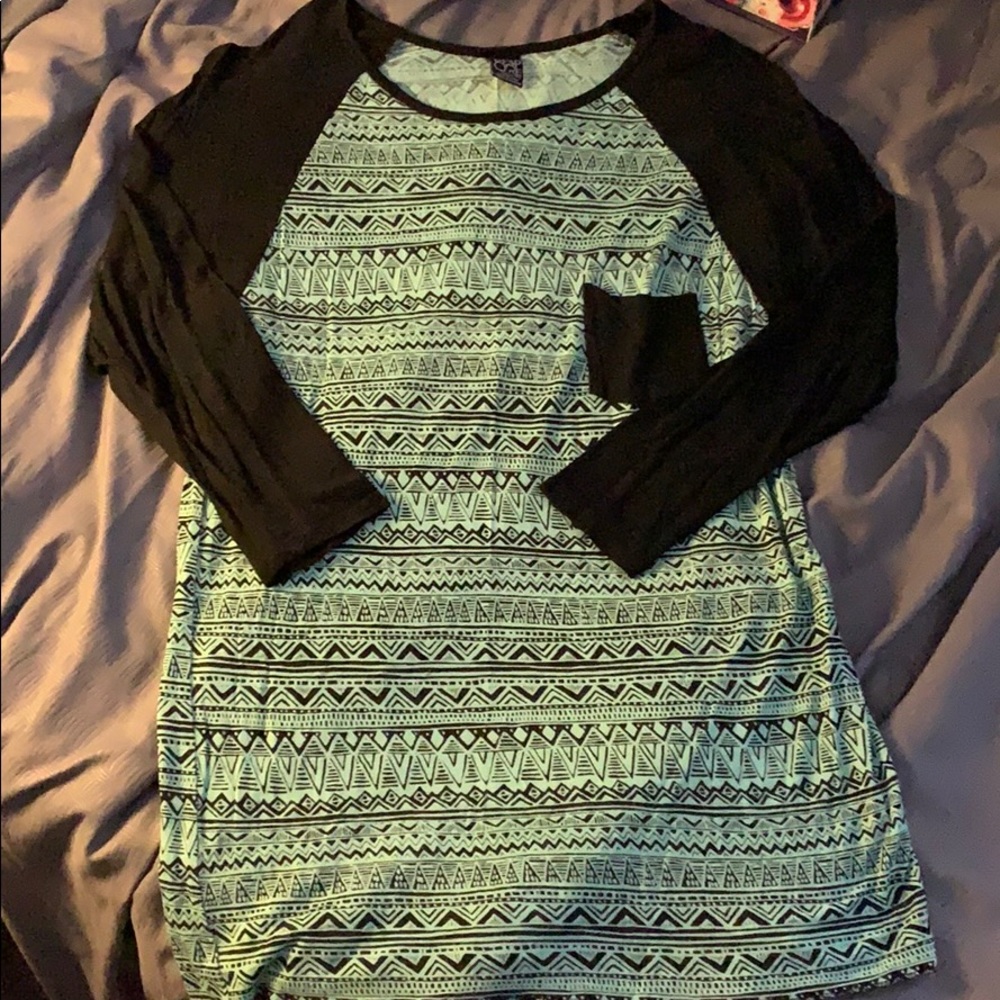 Empyre 3/4 sleeve soft Aztec bohemian shirt